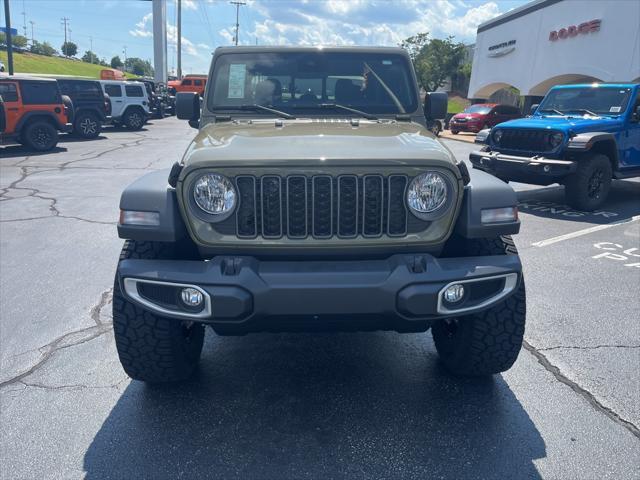new 2025 Jeep Gladiator car, priced at $42,667
