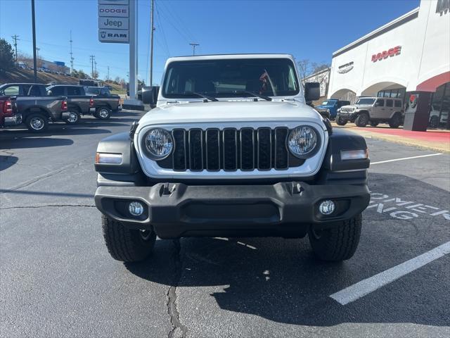 new 2025 Jeep Wrangler car, priced at $44,601