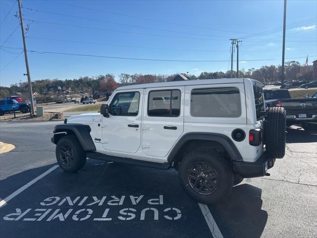 new 2025 Jeep Wrangler car, priced at $44,601