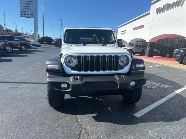 new 2025 Jeep Wrangler car, priced at $44,601