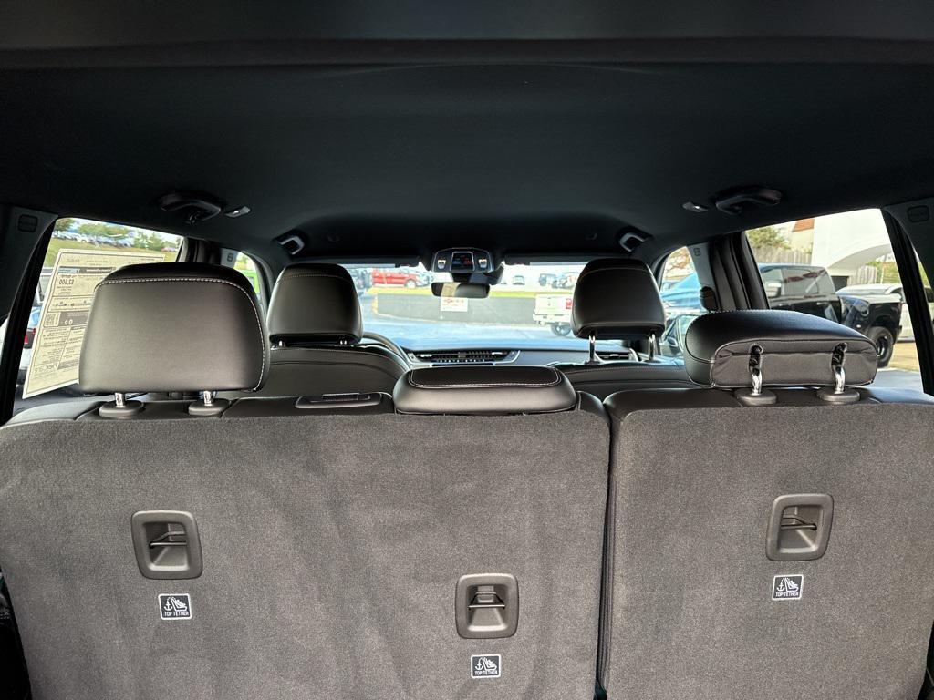 new 2025 Jeep Grand Cherokee car, priced at $42,383