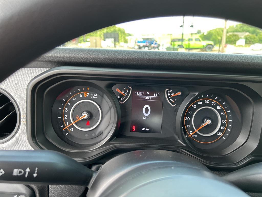 new 2025 Jeep Gladiator car, priced at $36,723