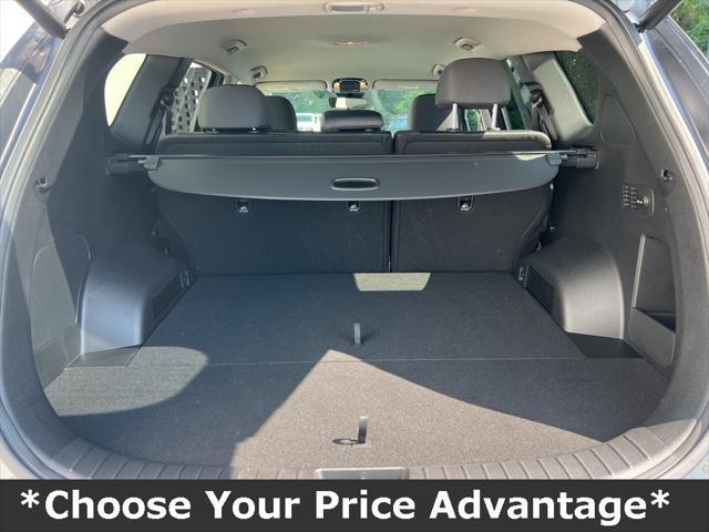 used 2023 Hyundai Santa Fe car, priced at $27,600