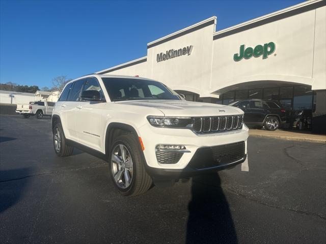 new 2024 Jeep Grand Cherokee car, priced at $47,705