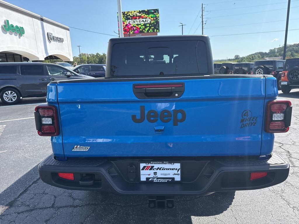 new 2025 Jeep Gladiator car, priced at $50,060