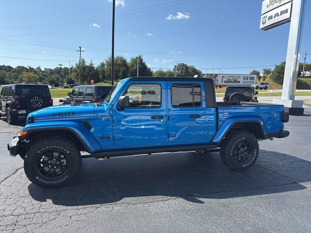 new 2025 Jeep Gladiator car, priced at $50,060