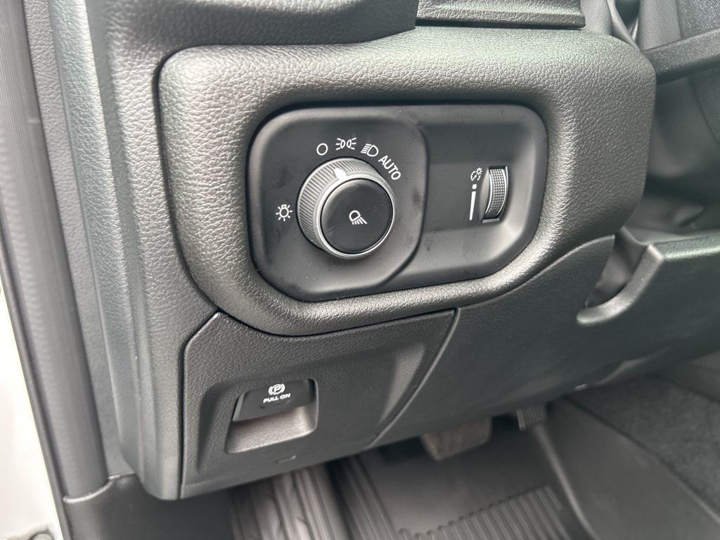 new 2025 Ram 1500 car, priced at $43,830
