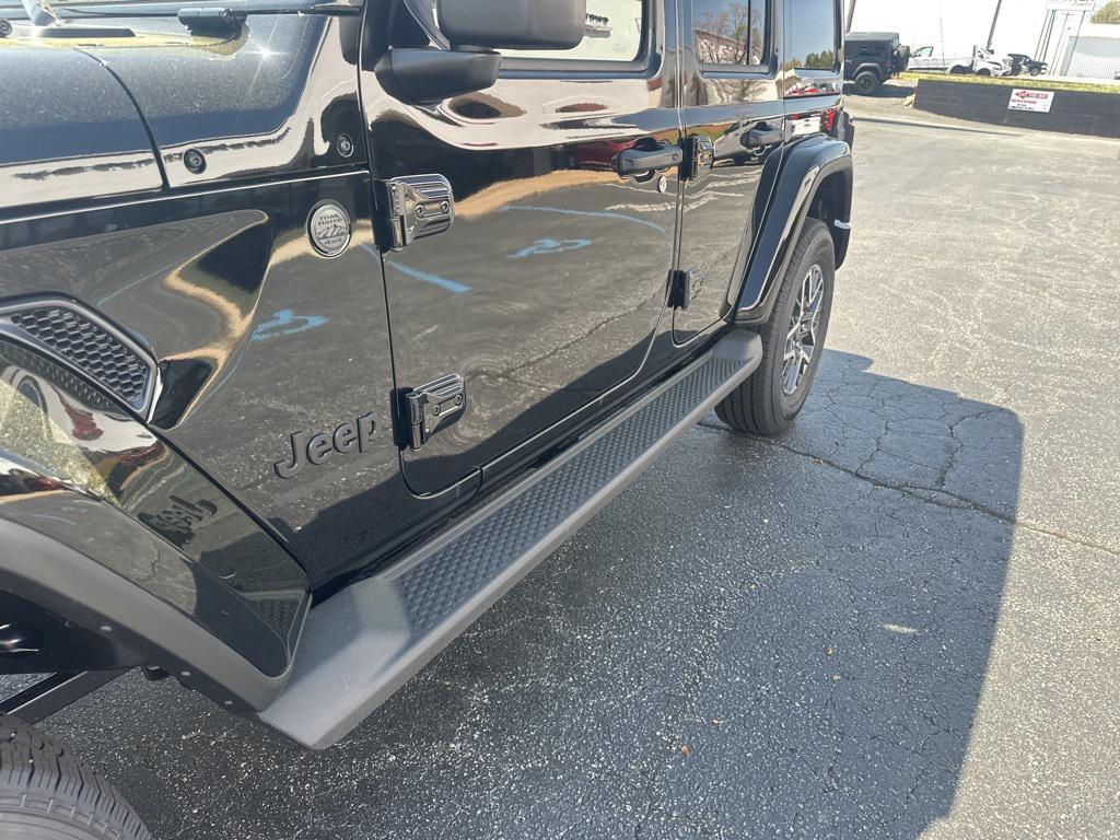 new 2025 Jeep Wrangler car, priced at $53,342