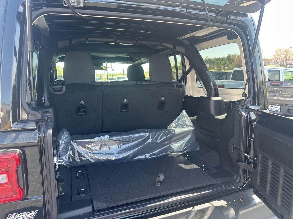 new 2025 Jeep Wrangler car, priced at $53,342
