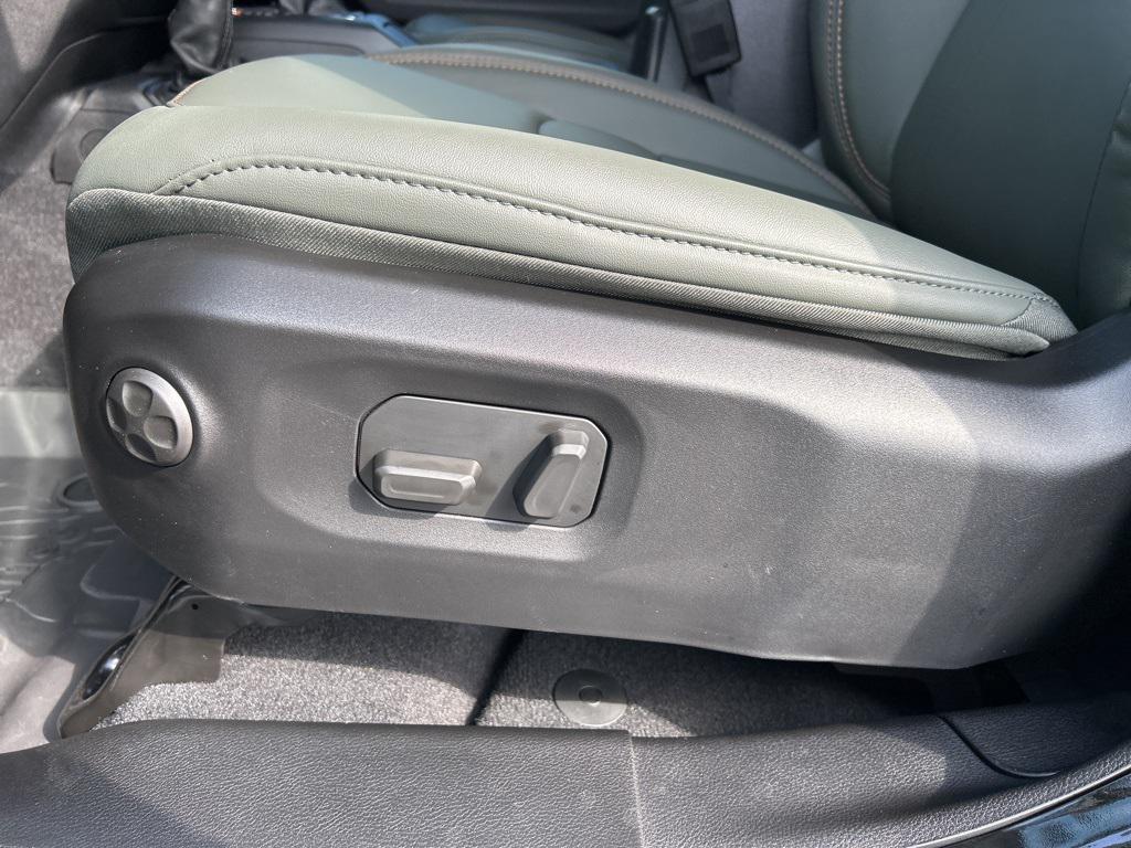 new 2025 Jeep Gladiator car, priced at $55,740