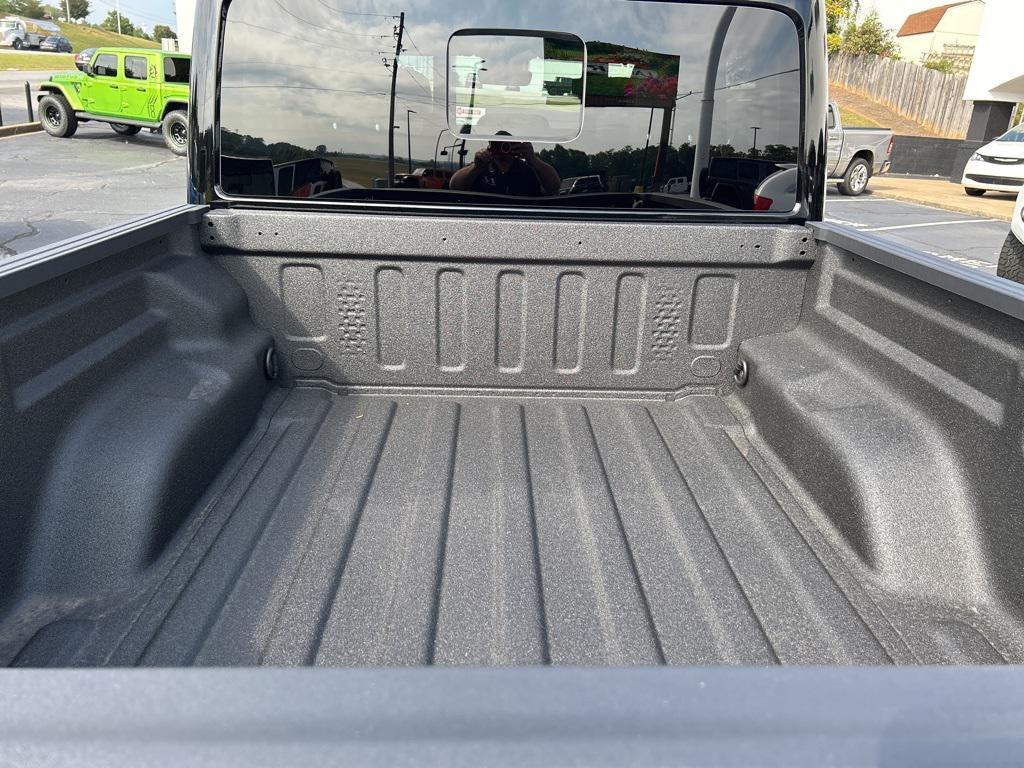 new 2025 Jeep Gladiator car, priced at $55,740