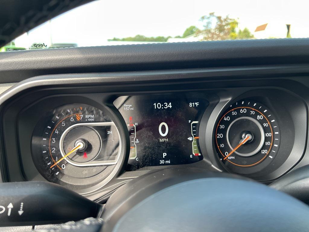 new 2025 Jeep Gladiator car, priced at $55,740