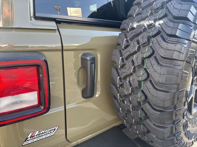 new 2025 Jeep Wrangler car, priced at $47,853