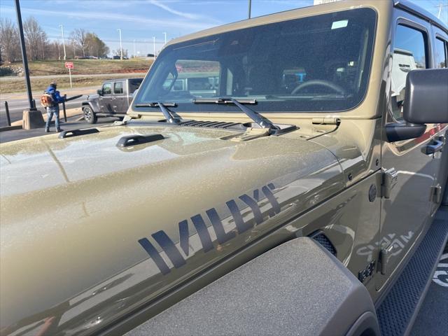 new 2025 Jeep Wrangler car, priced at $47,853