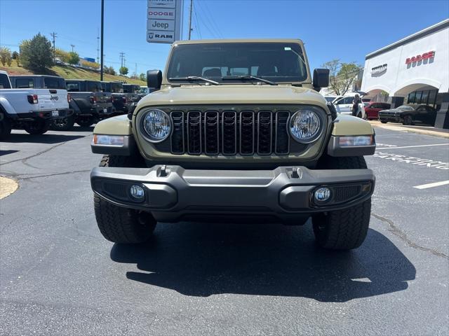 new 2025 Jeep Gladiator car, priced at $40,821