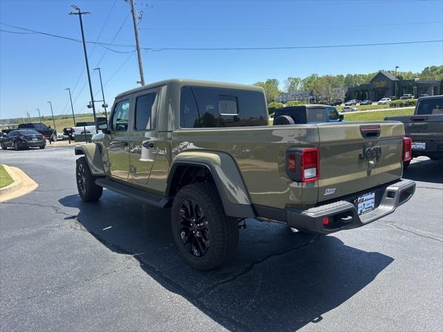 new 2025 Jeep Gladiator car, priced at $40,821