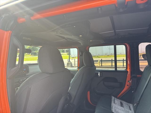 new 2025 Jeep Wrangler car, priced at $40,180
