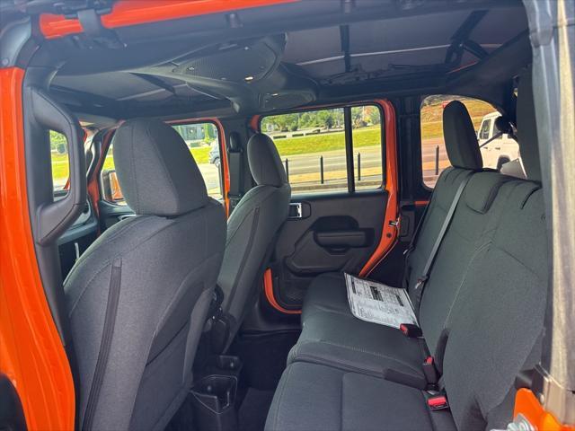 new 2025 Jeep Wrangler car, priced at $40,180