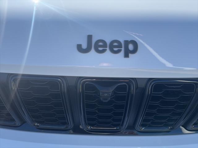 new 2025 Jeep Grand Cherokee L car, priced at $52,441