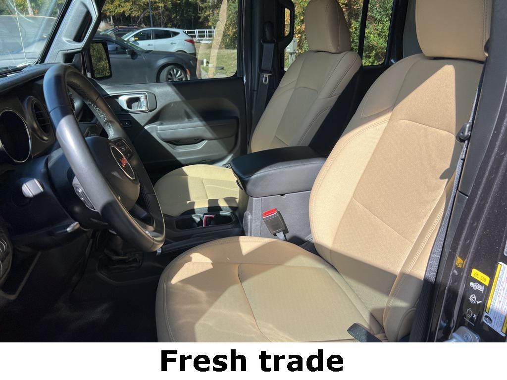 used 2022 Jeep Gladiator car, priced at $37,990