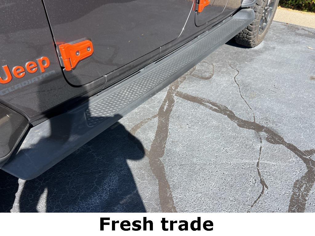 used 2022 Jeep Gladiator car, priced at $37,990