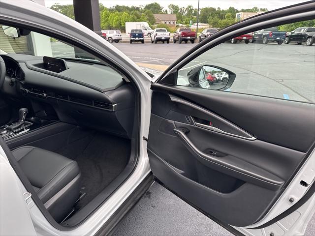 new 2025 Mazda CX-30 car