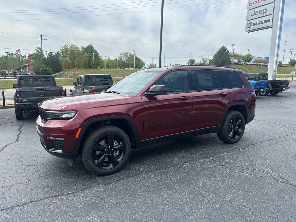 new 2025 Jeep Grand Cherokee L car, priced at $47,653