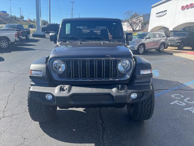 new 2025 Jeep Wrangler car, priced at $32,070