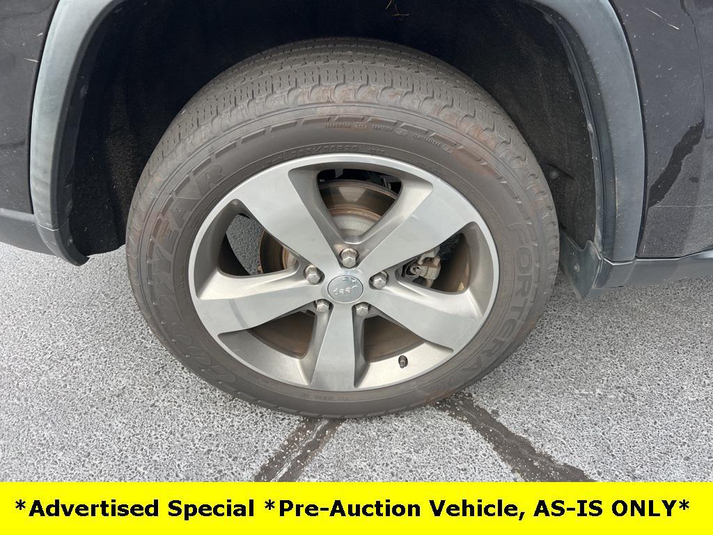 used 2016 Jeep Grand Cherokee car, priced at $12,000