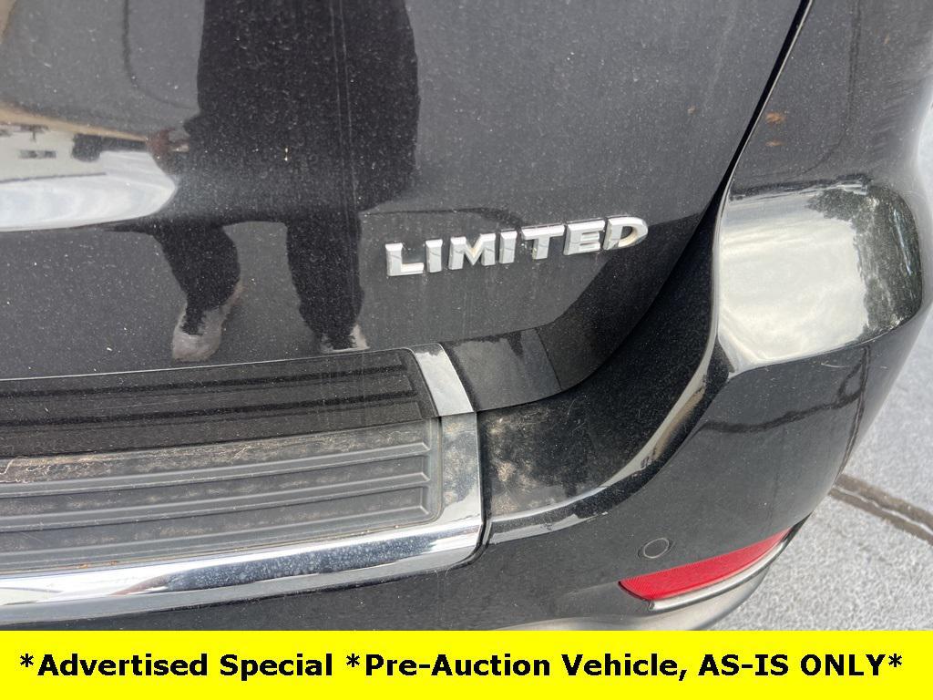 used 2016 Jeep Grand Cherokee car, priced at $12,000