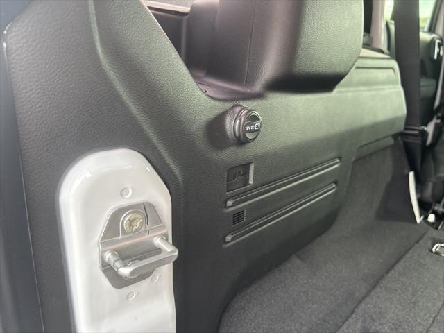 new 2025 Jeep Wrangler car, priced at $39,285