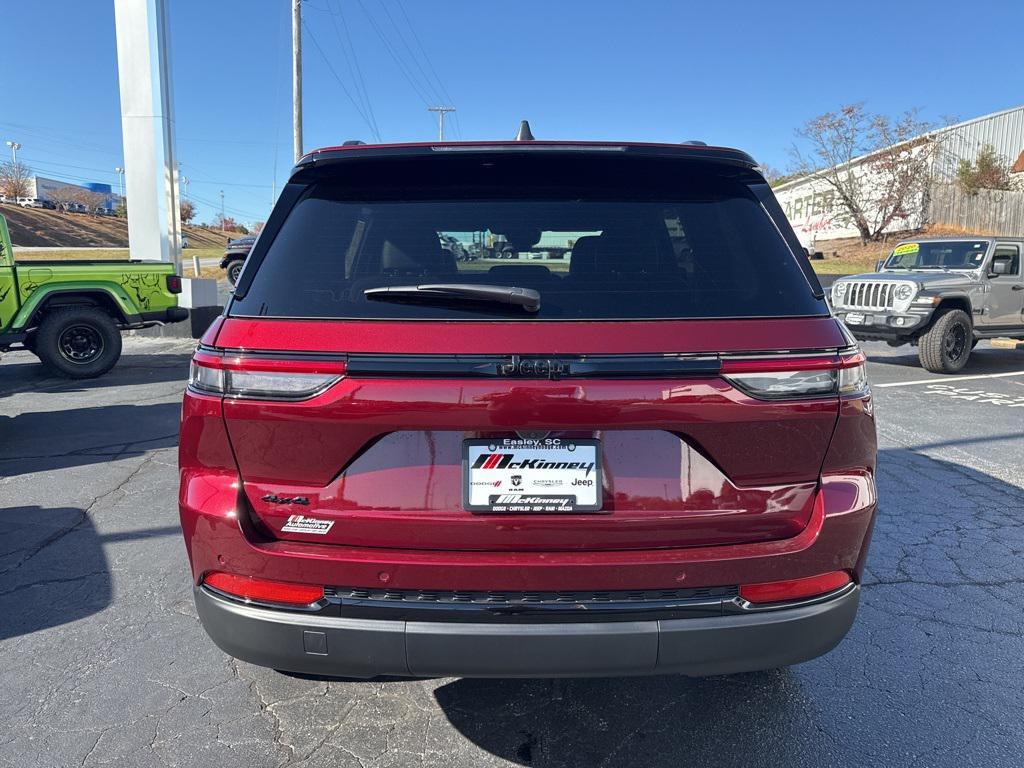 new 2025 Jeep Grand Cherokee car, priced at $42,833