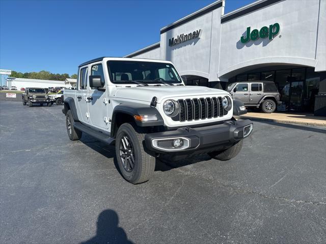 new 2025 Jeep Gladiator car, priced at $39,120