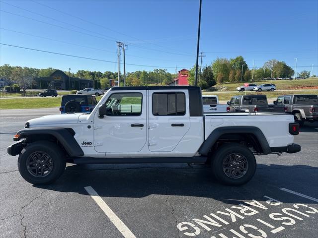 new 2025 Jeep Gladiator car, priced at $39,120