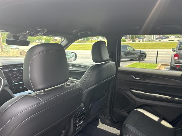 new 2025 Jeep Grand Cherokee L car, priced at $43,728