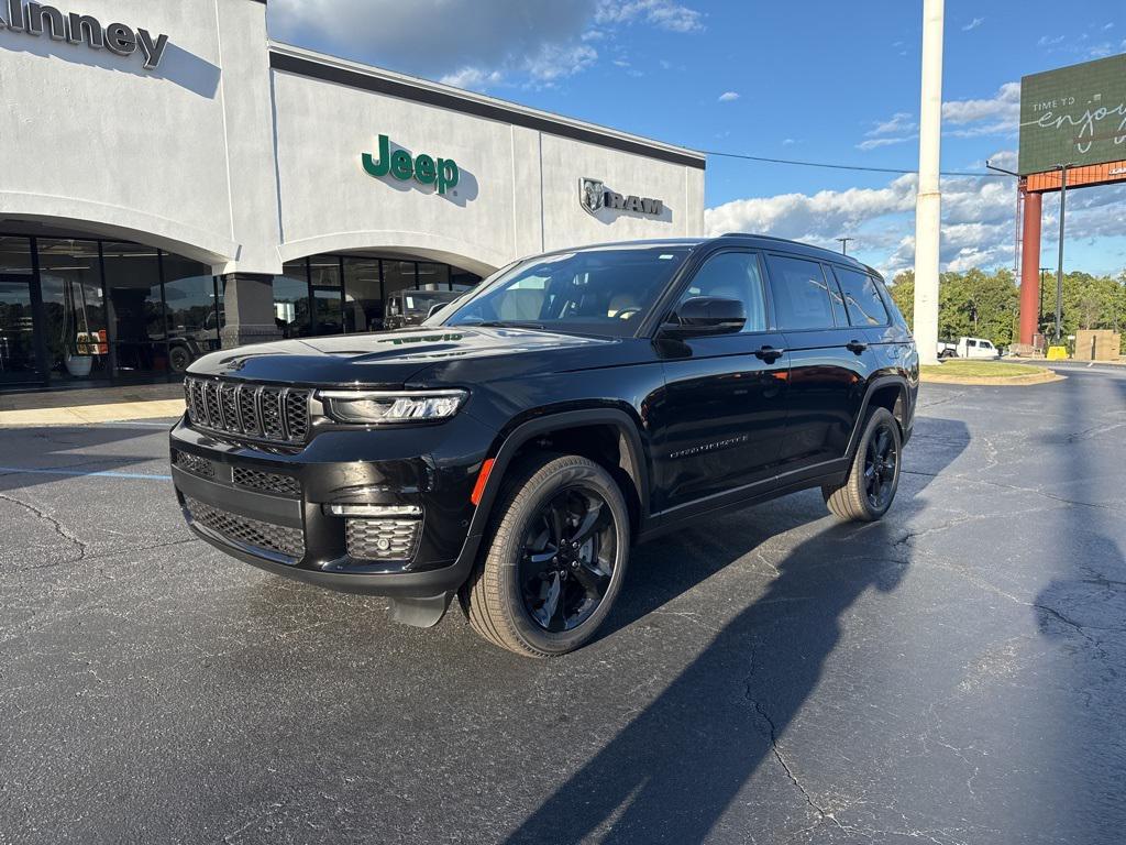 new 2025 Jeep Grand Cherokee L car, priced at $46,201