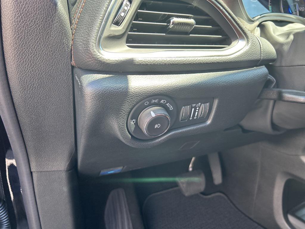 new 2026 Chrysler Pacifica car, priced at $55,815