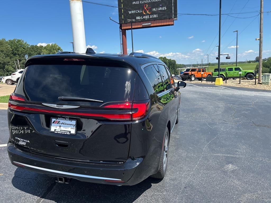 new 2026 Chrysler Pacifica car, priced at $55,815