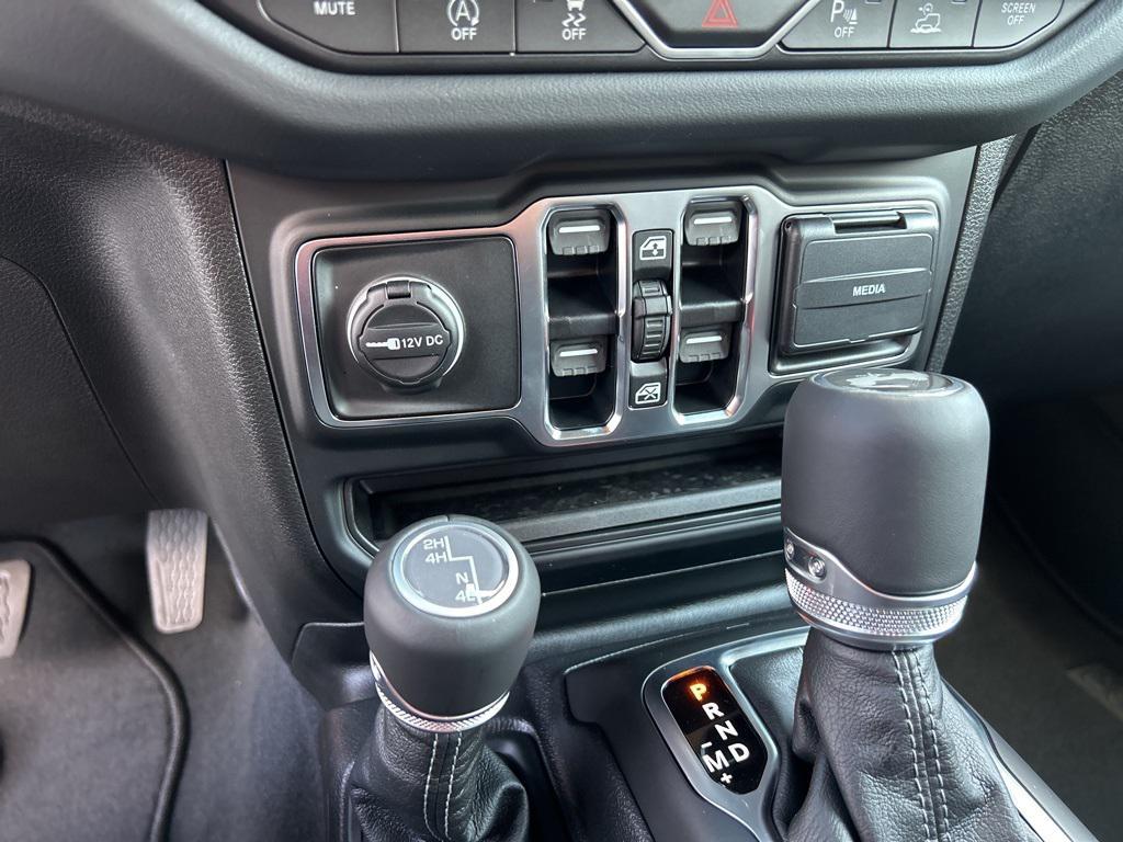 new 2025 Jeep Wrangler car, priced at $53,695