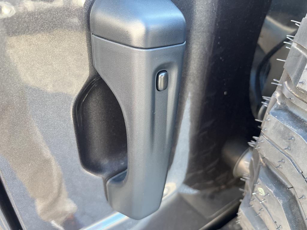 new 2025 Jeep Wrangler car, priced at $51,876