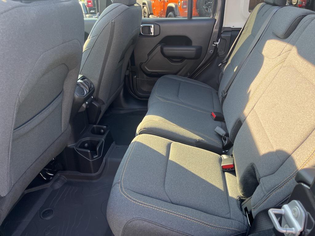 new 2025 Jeep Wrangler car, priced at $54,626