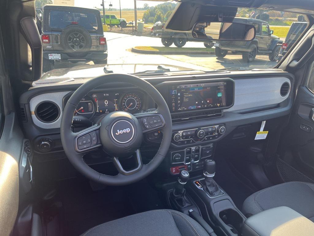 new 2025 Jeep Wrangler car, priced at $54,626