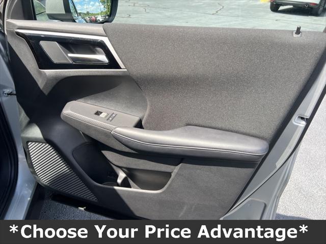 used 2024 Mitsubishi Outlander car, priced at $25,625