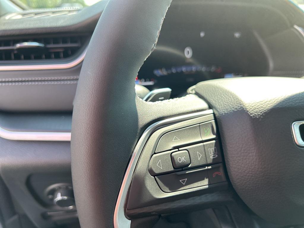 new 2025 Jeep Grand Cherokee car, priced at $42,383