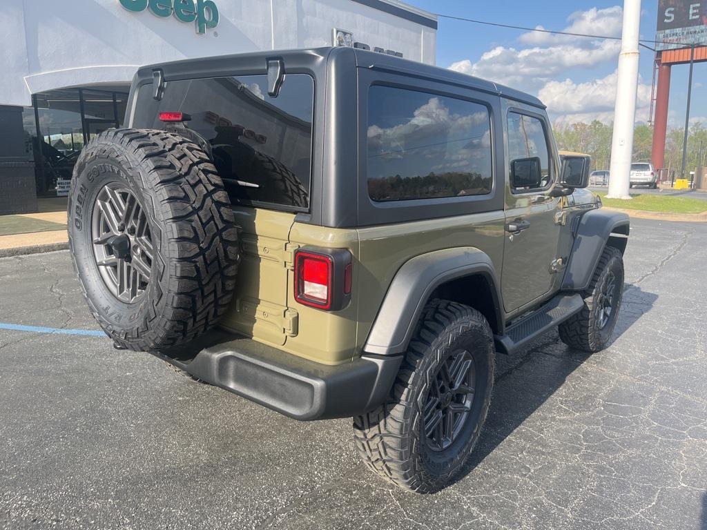 new 2025 Jeep Wrangler car, priced at $44,762