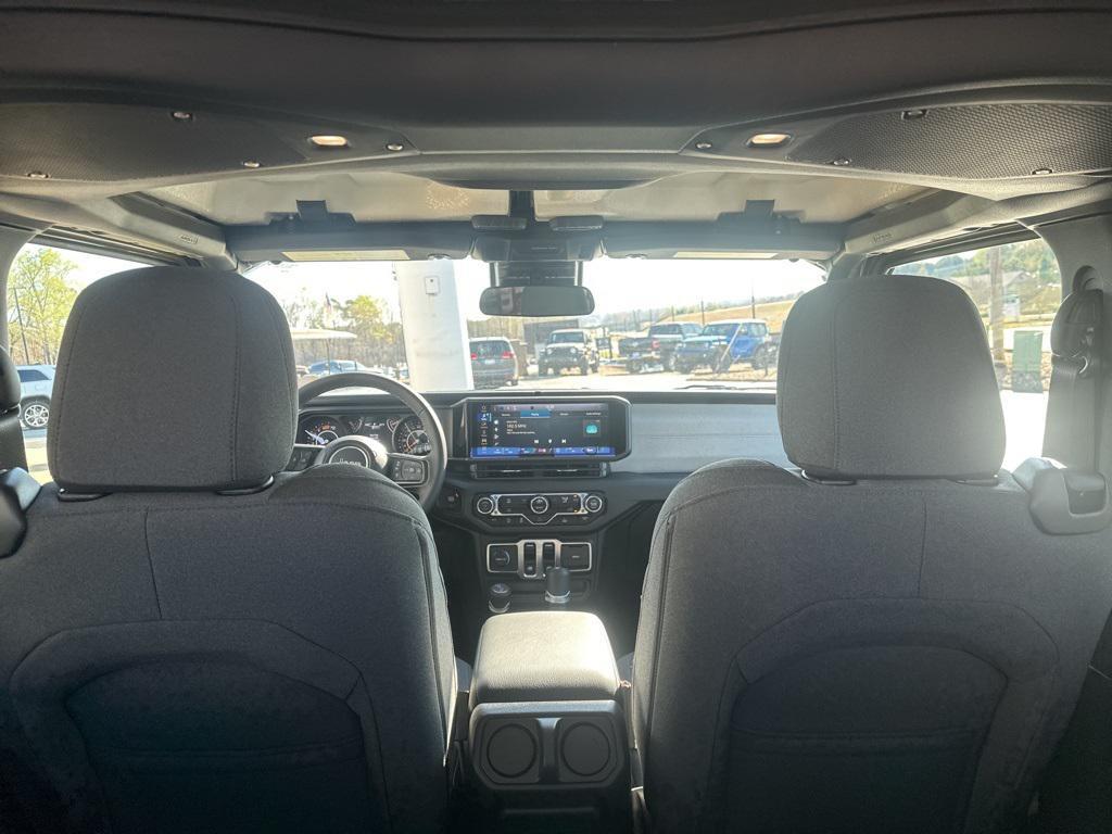 new 2025 Jeep Wrangler car, priced at $44,762