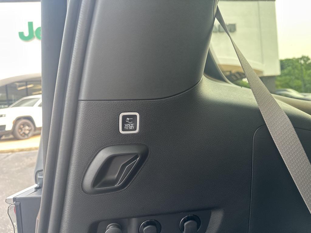 new 2025 Jeep Wagoneer car, priced at $61,348