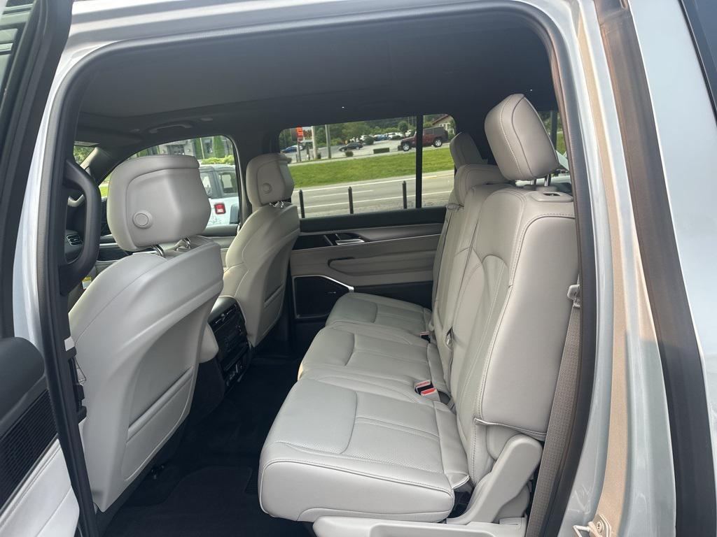 new 2025 Jeep Wagoneer car, priced at $61,348