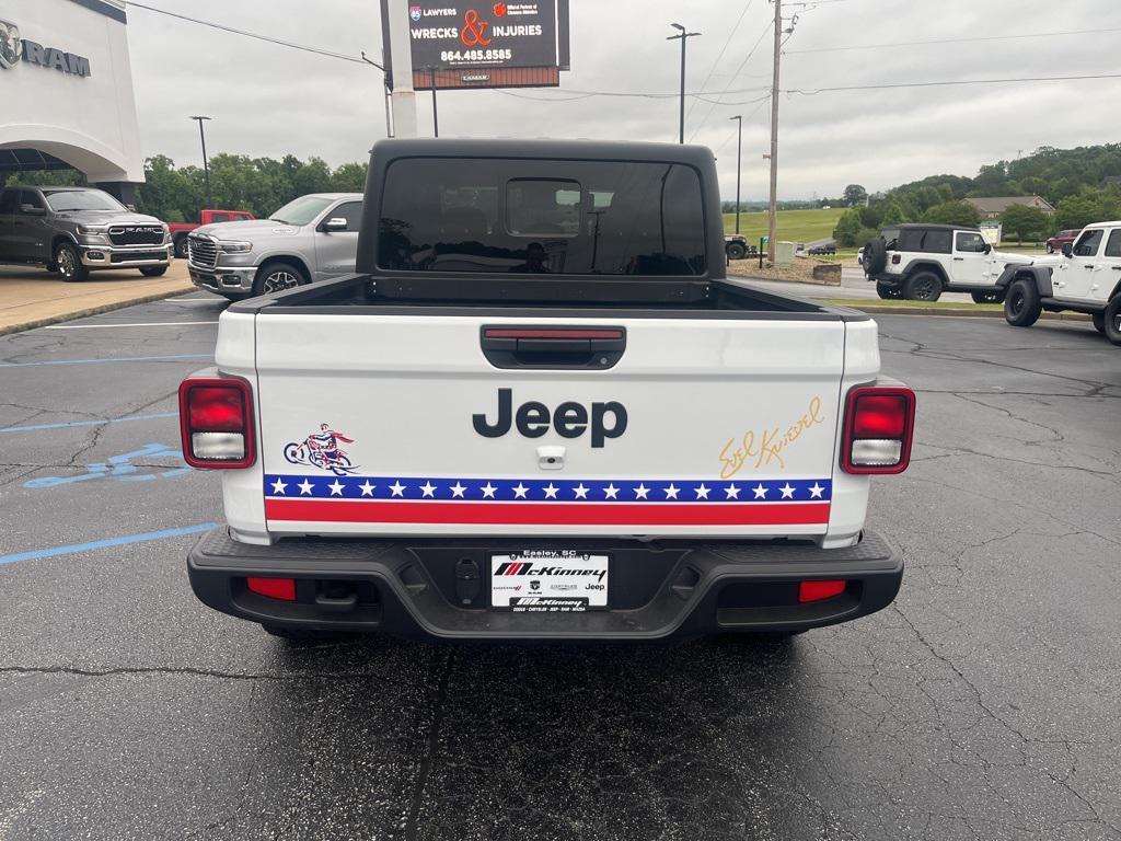 new 2025 Jeep Gladiator car, priced at $46,265