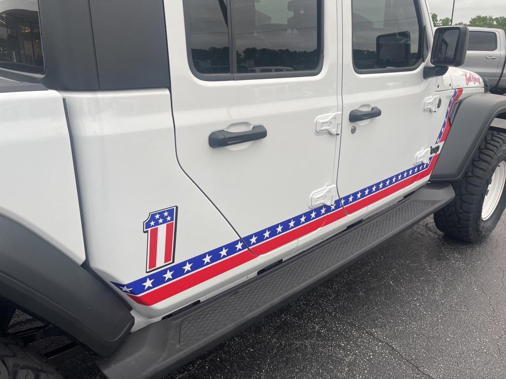 new 2025 Jeep Gladiator car, priced at $46,265